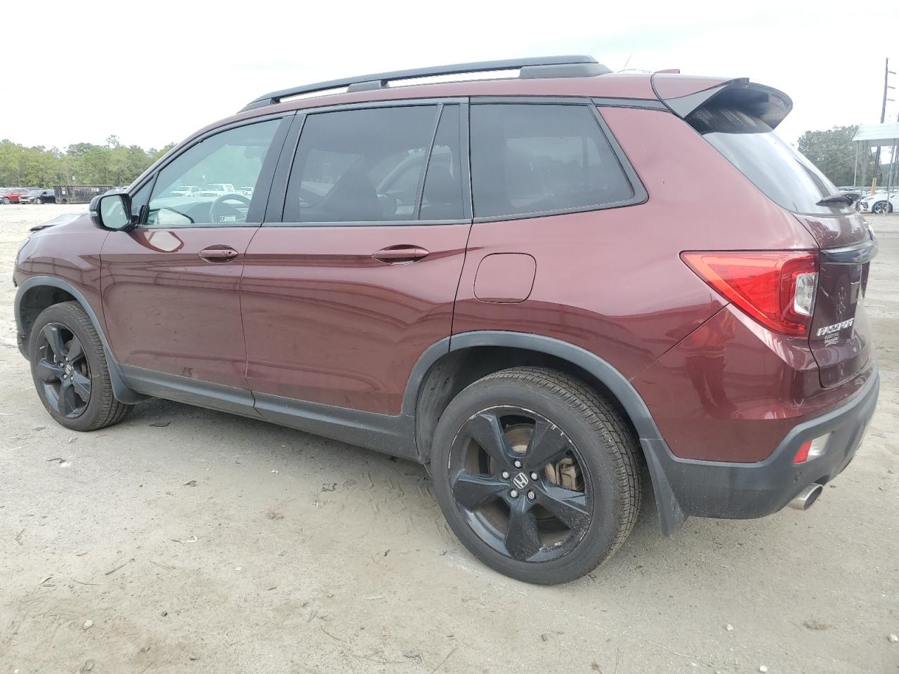 2019 Honda Passport - Image 2