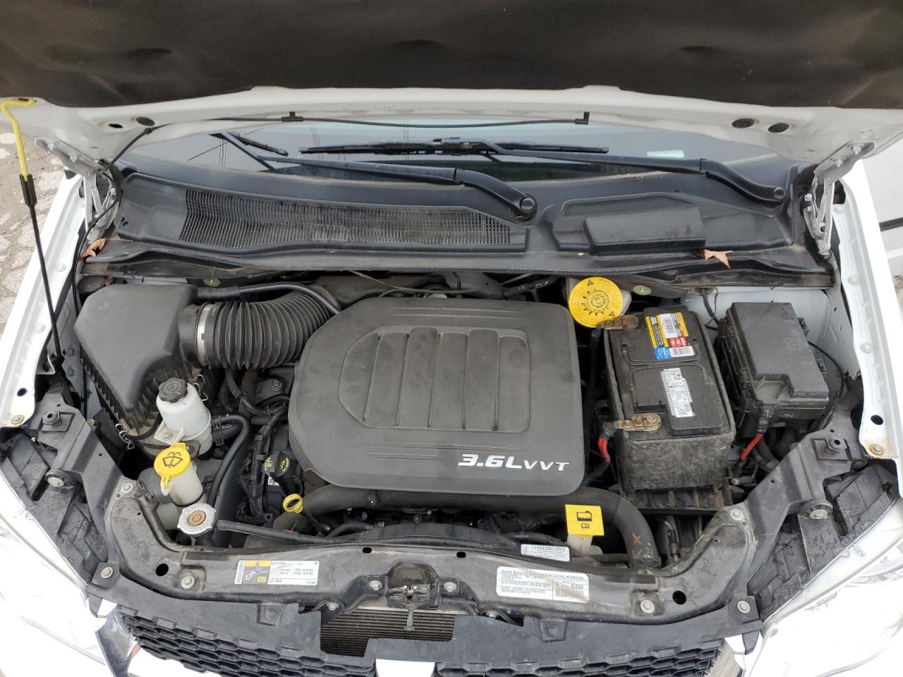 2014 Dodge Caravan - Image 14