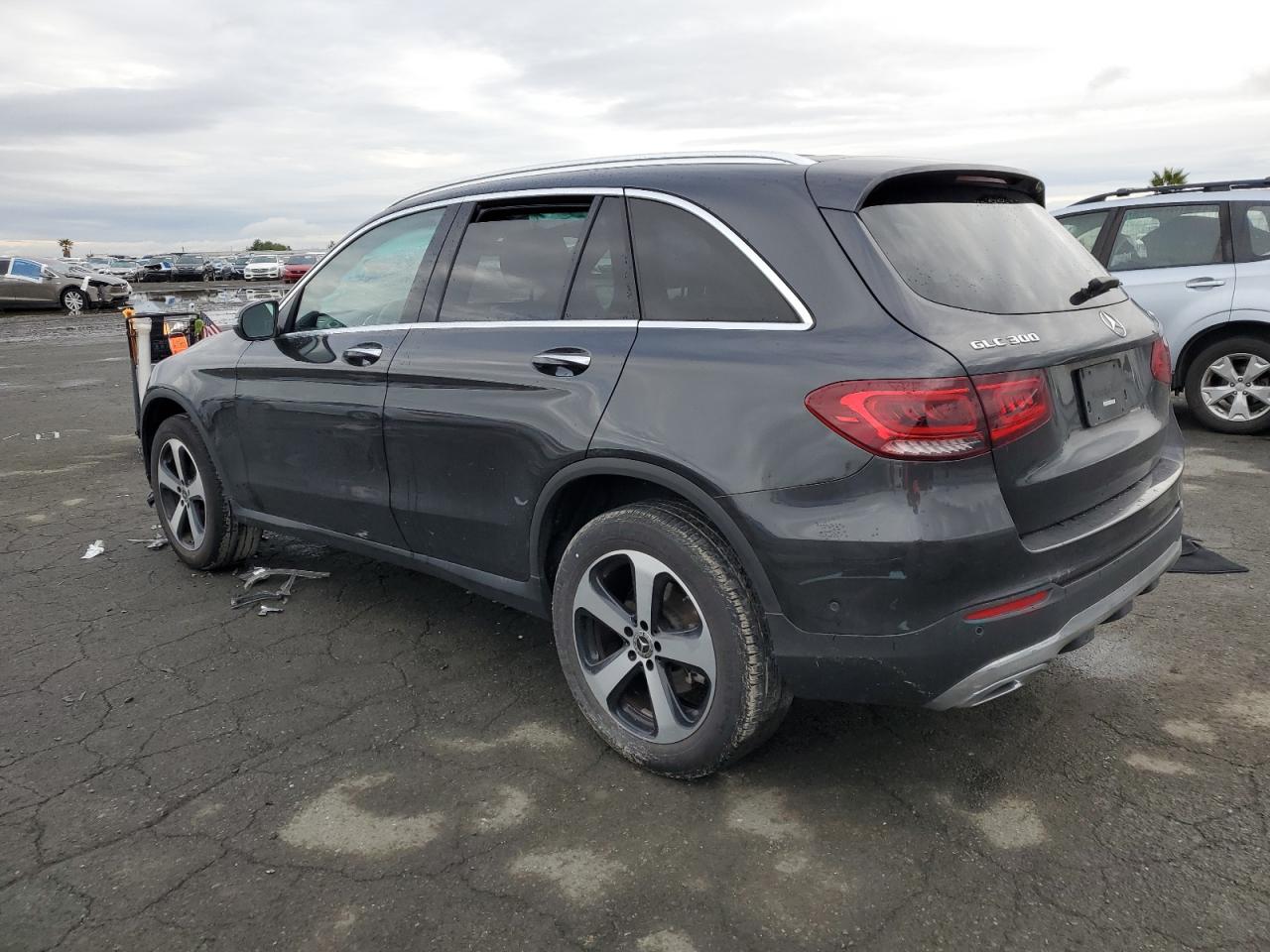 2021 Mercedes-Benz GLC - Image 2