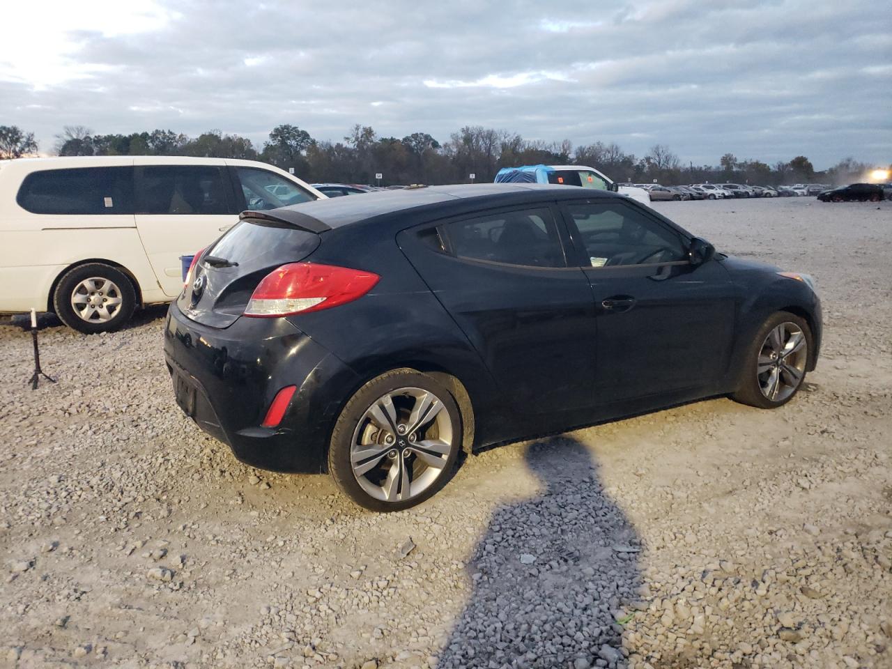 VIN KMHTC6AD0DU103339 2013 HYUNDAI VELOSTER no.3