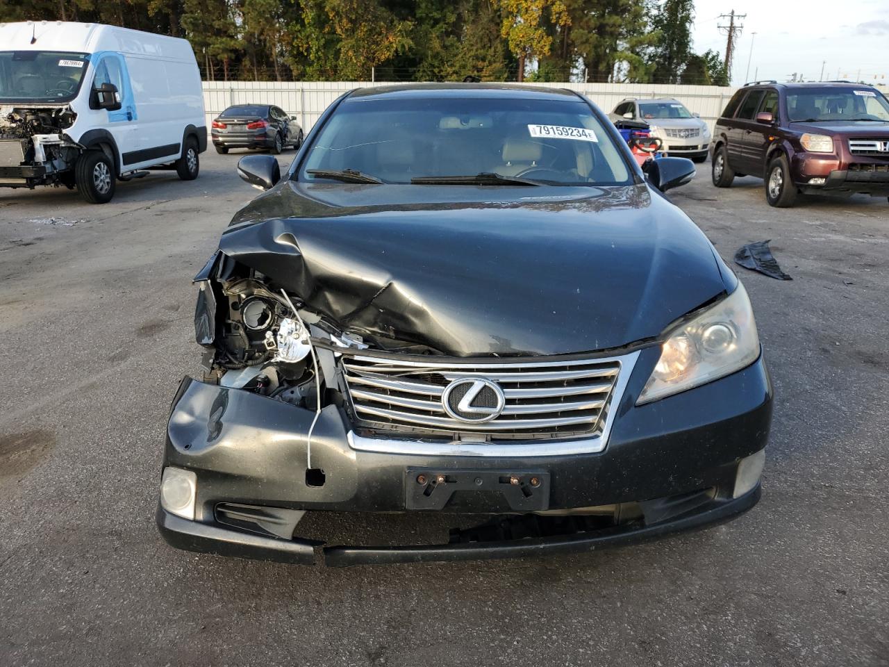 2011 Lexus ES - Image 5