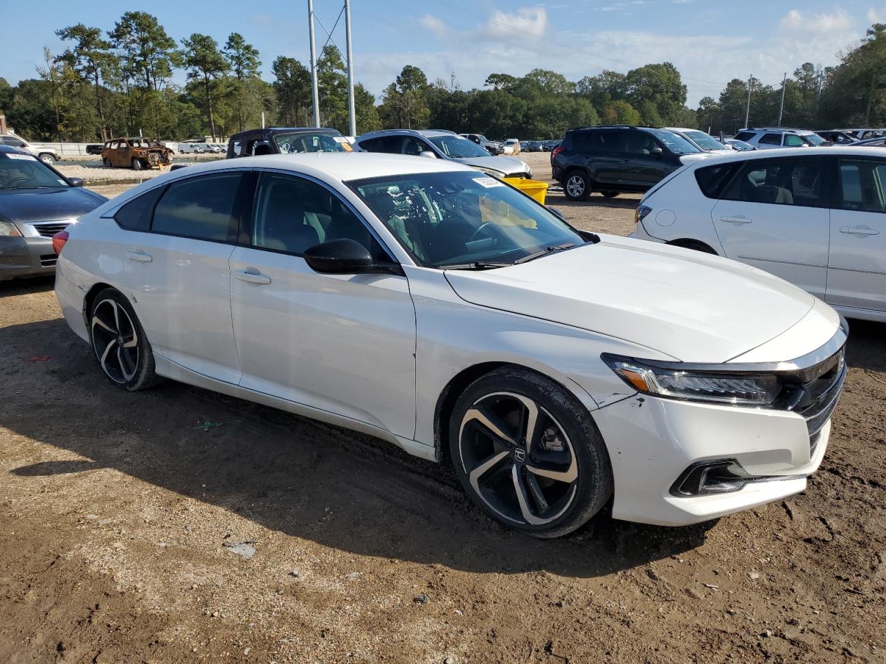 2022 Honda Accord - Image 4