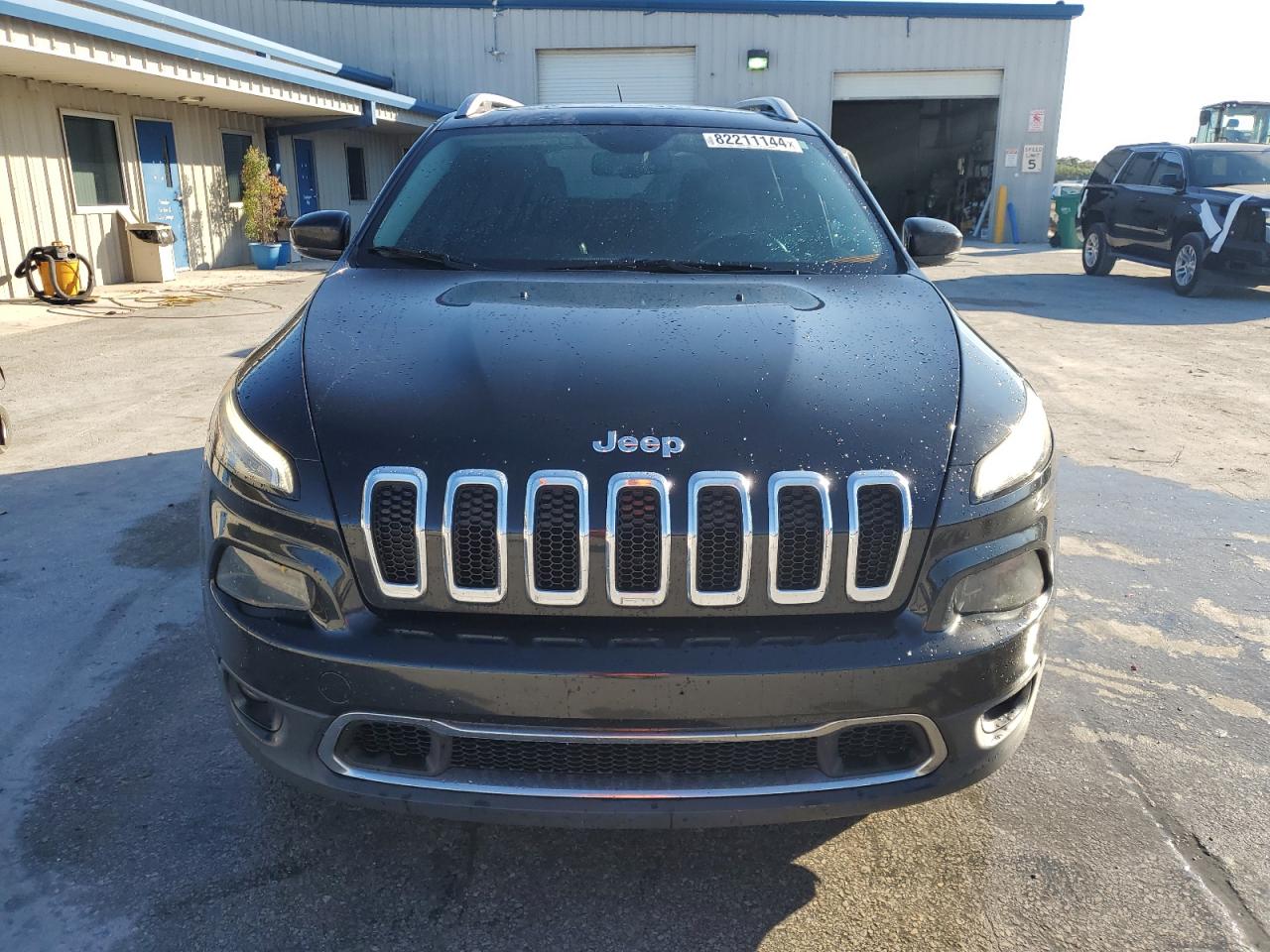 2015 Jeep Grand Cherokee - Image 5