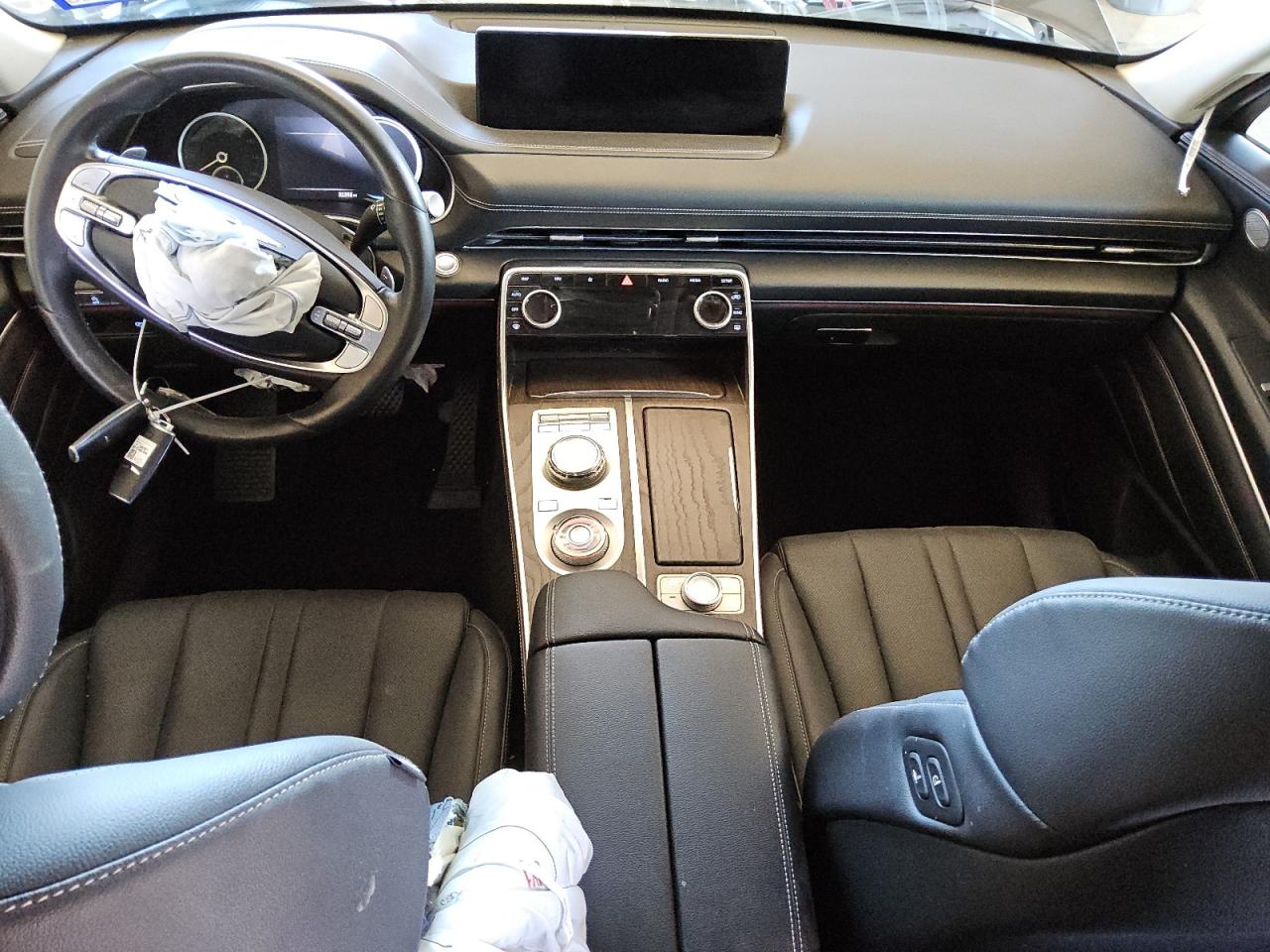 2024 Genesis GV80 - Image 8