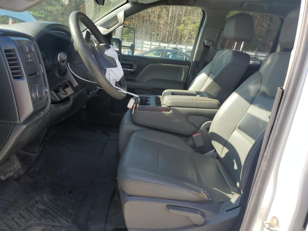 2017 Chevrolet Silverado - Image 7