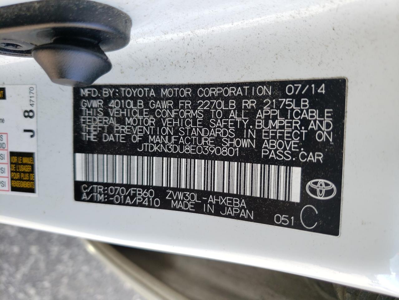 2014 Toyota Prius - Image 12