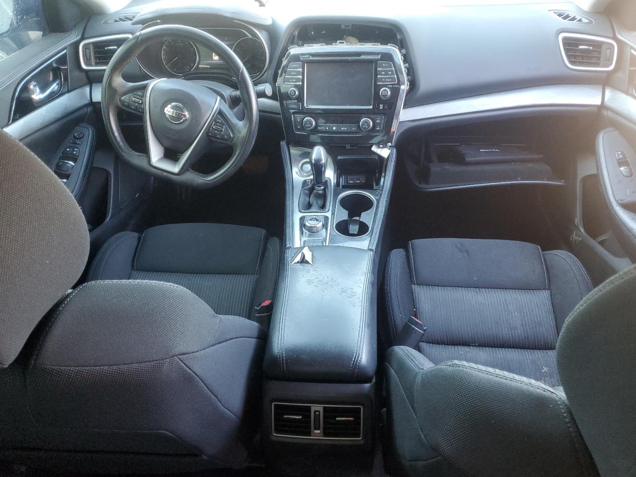 2017 Nissan Maxima - Image 8