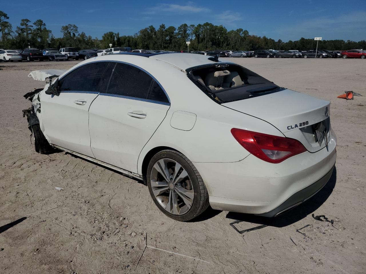 2017 Mercedes-Benz CLA-klasse - Image 2