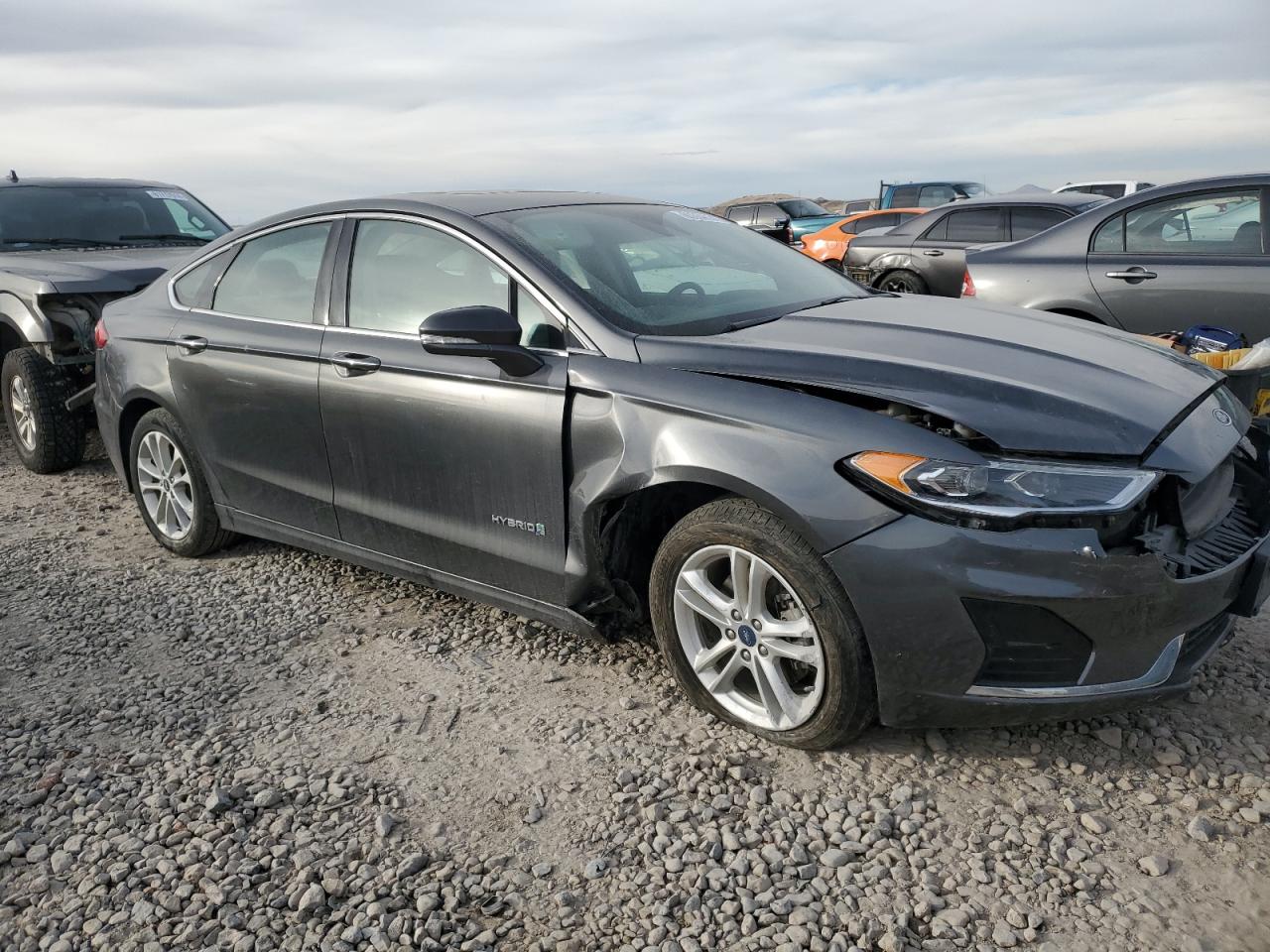 VIN 3FA6P0MU6KR182699 2019 FORD FUSION no.4