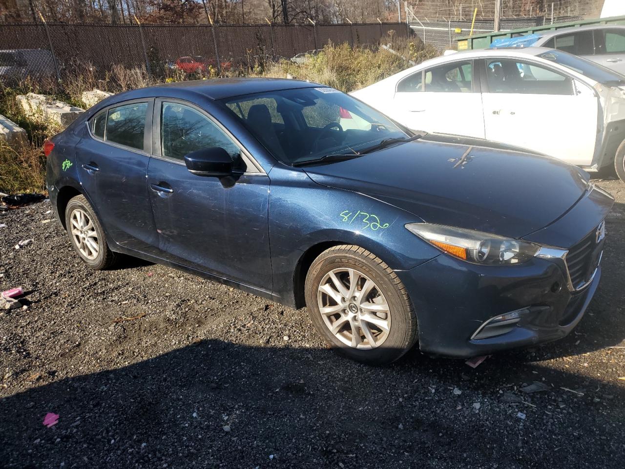 2018 Mazda 3 - Image 4