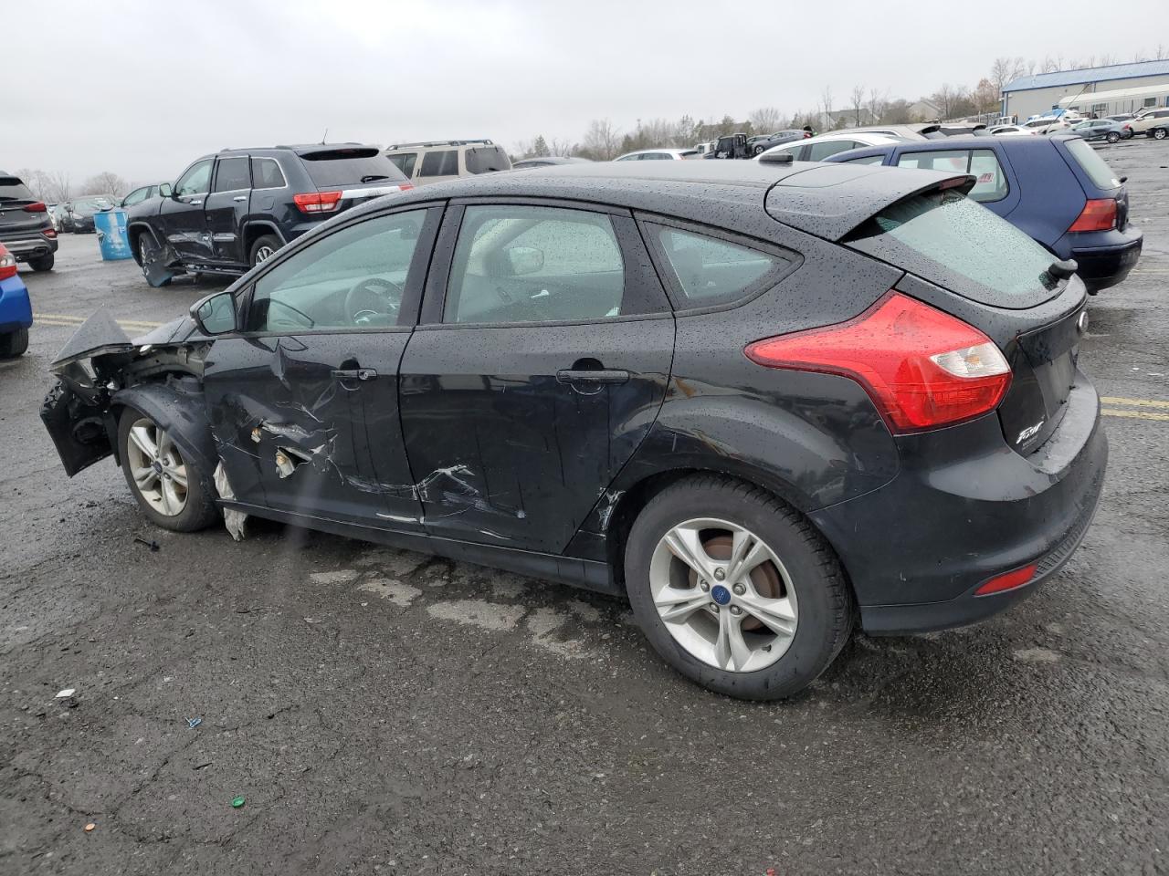 VIN 1FADP3K26EL402520 2014 FORD FOCUS no.2