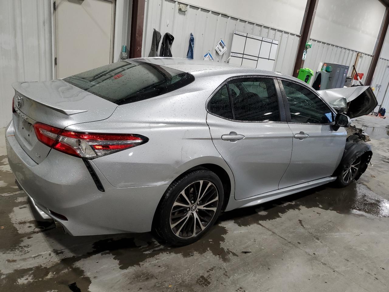 2018 Toyota Camry - Image 3