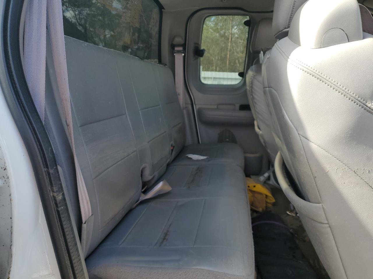 2003 Ford F-150 - Image 10