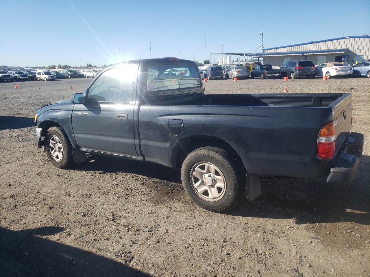 2004 Toyota Tacoma - Image 2