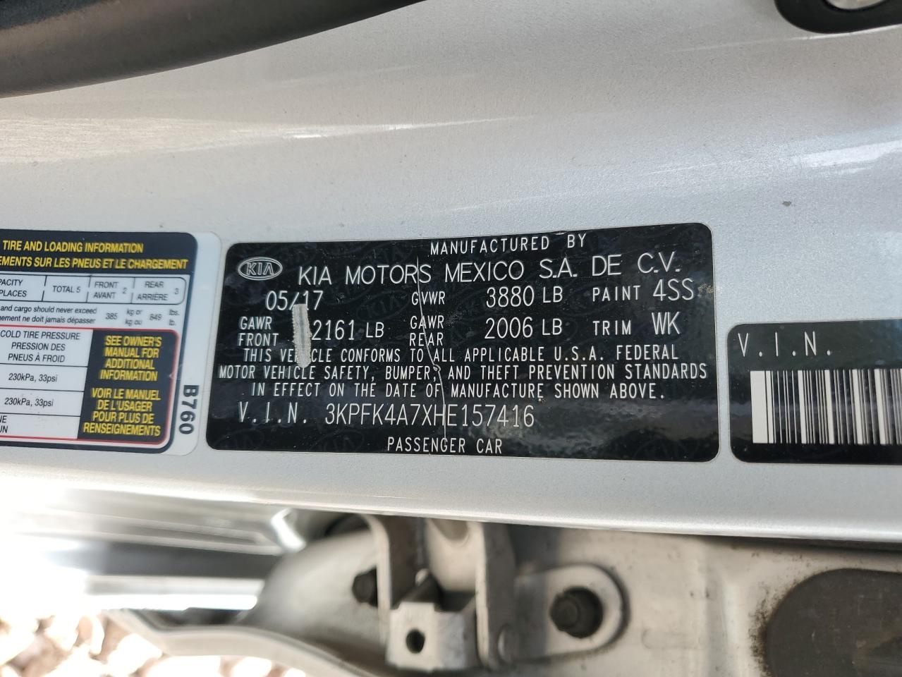 3KPFK4A7XHE157416 2017 KIA FORTE - Image 12