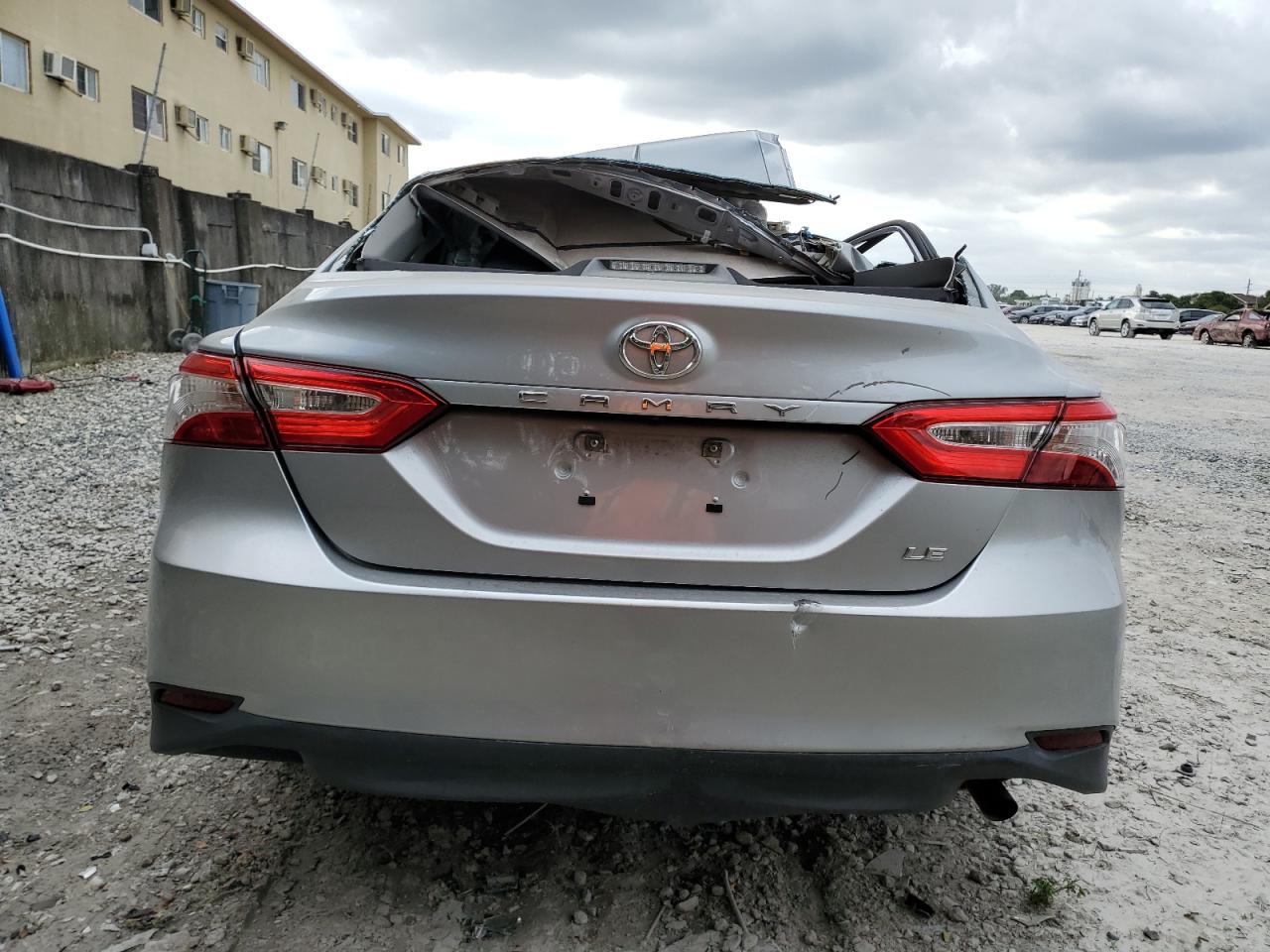 2019 Toyota Camry L VIN: 4T1B11HK3KU238692 Lot: 80904024