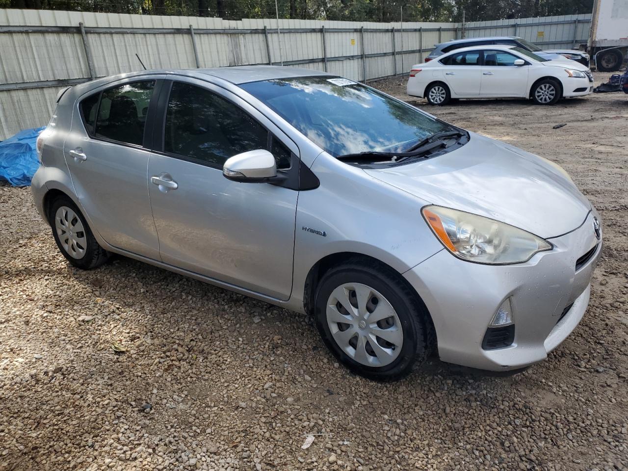 VIN JTDKDTB34D1547598 2013 TOYOTA PRIUS no.4