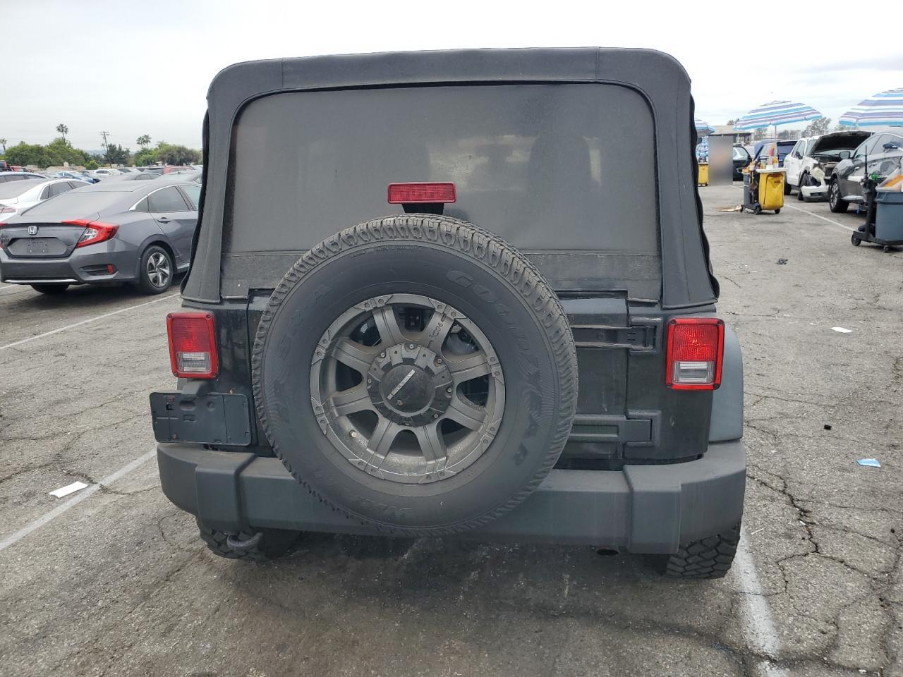 VIN 1C4BJWDG9EL201417 2014 JEEP WRANGLER no.6