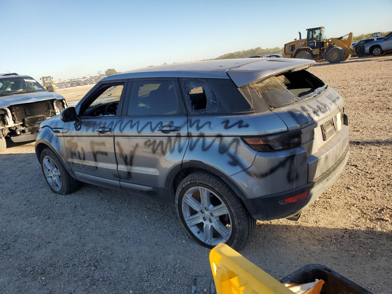 2014 Land Rover Range Rover - Image 2