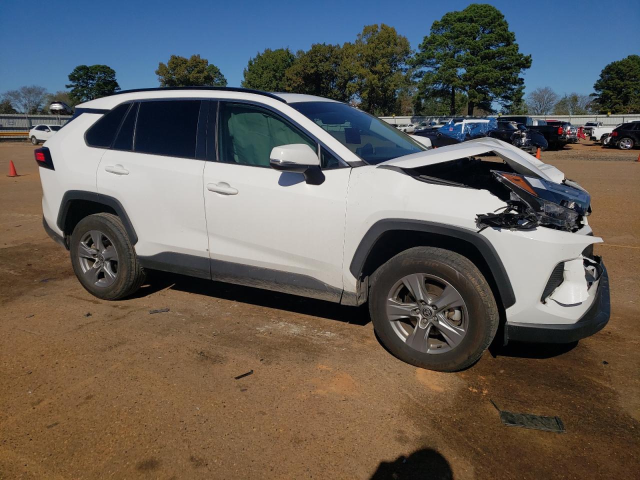 2022 Toyota RAV 4 - Image 4