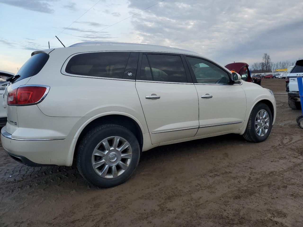 VIN 5GAKVCKD2DJ125871 2013 BUICK ENCLAVE no.3