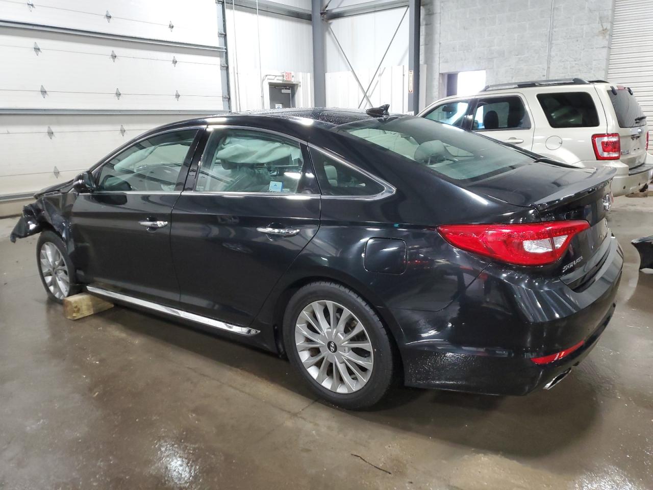 5NPE34AF7FH057783 2015 HYUNDAI SONATA - Image 2