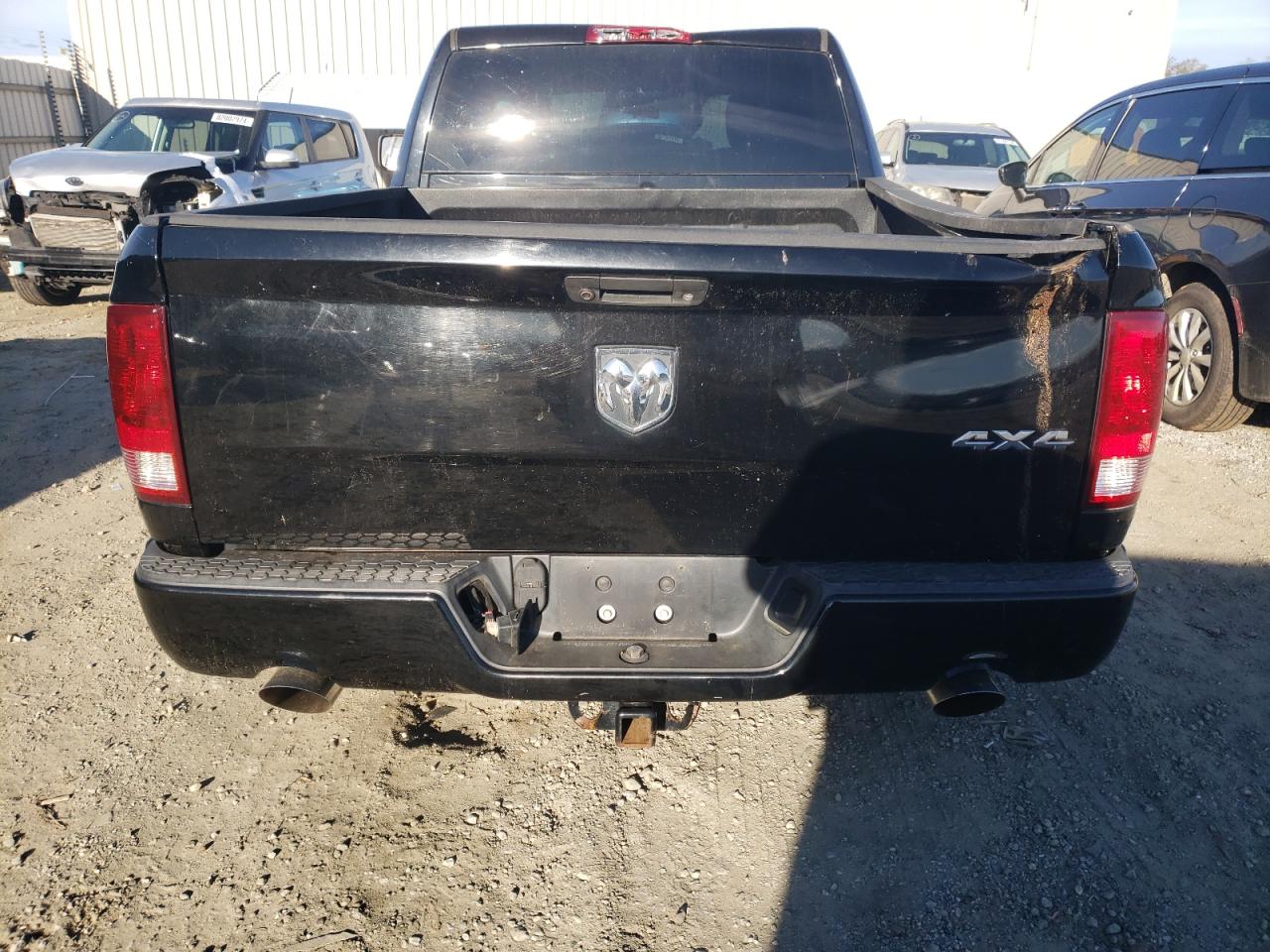 2013 RAM 1500 - Image 10