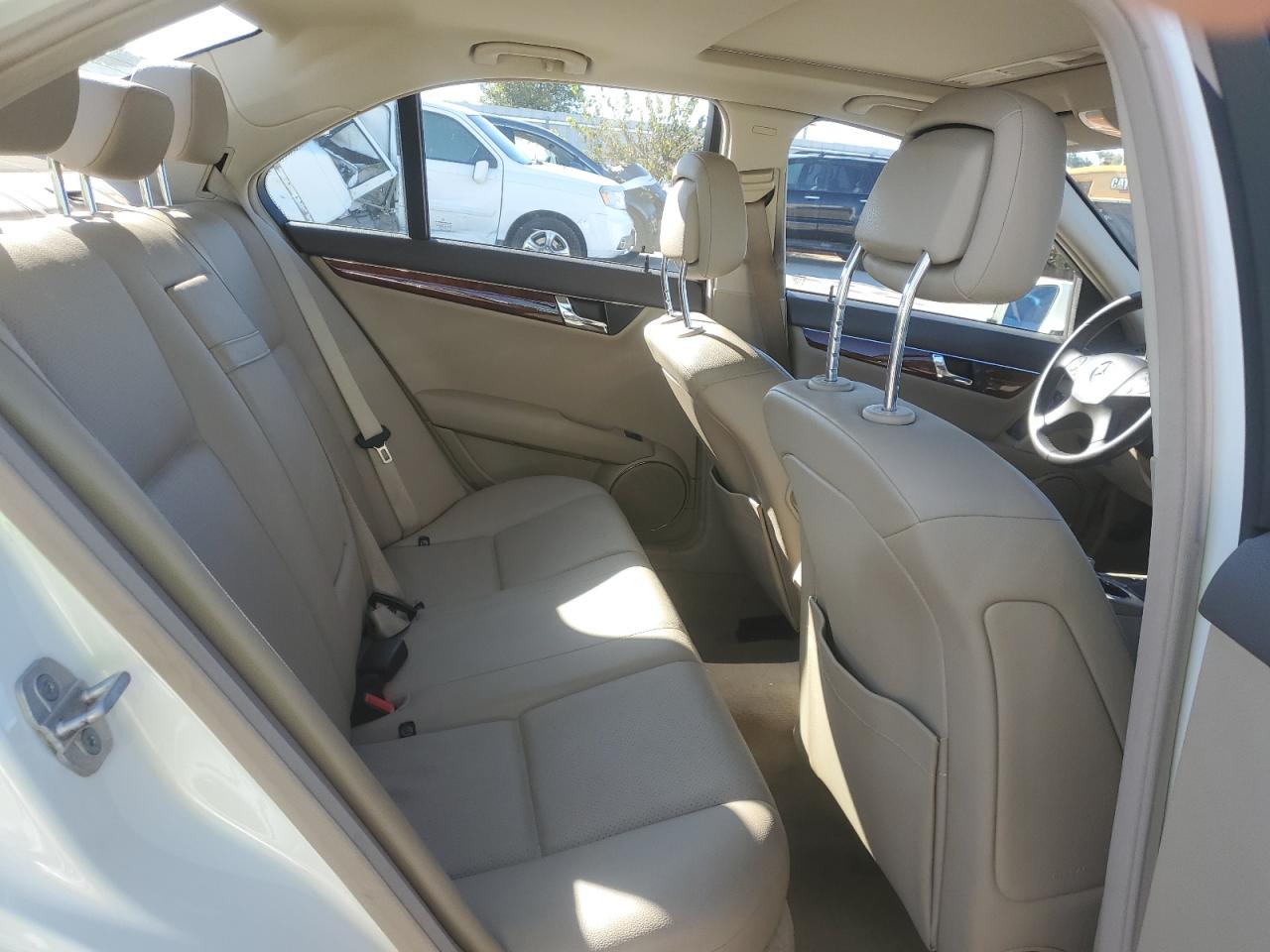 2010 Mercedes-Benz C 300 4Matic VIN: WDDGF8BB1AR131791 Lot: 80522104