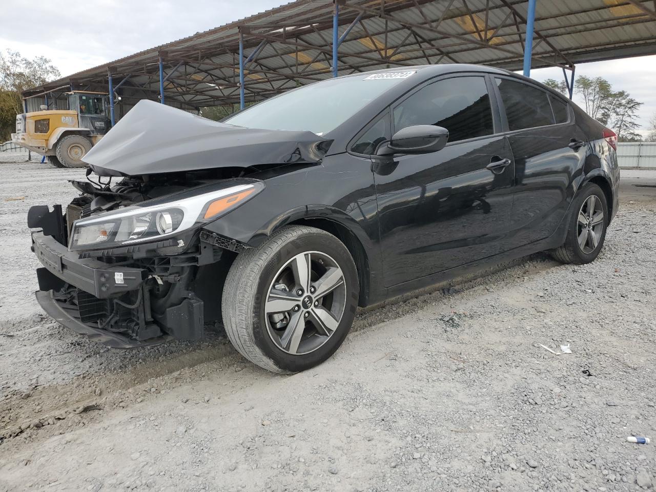 VIN 3KPFL4A75JE256745 2018 KIA FORTE no.1