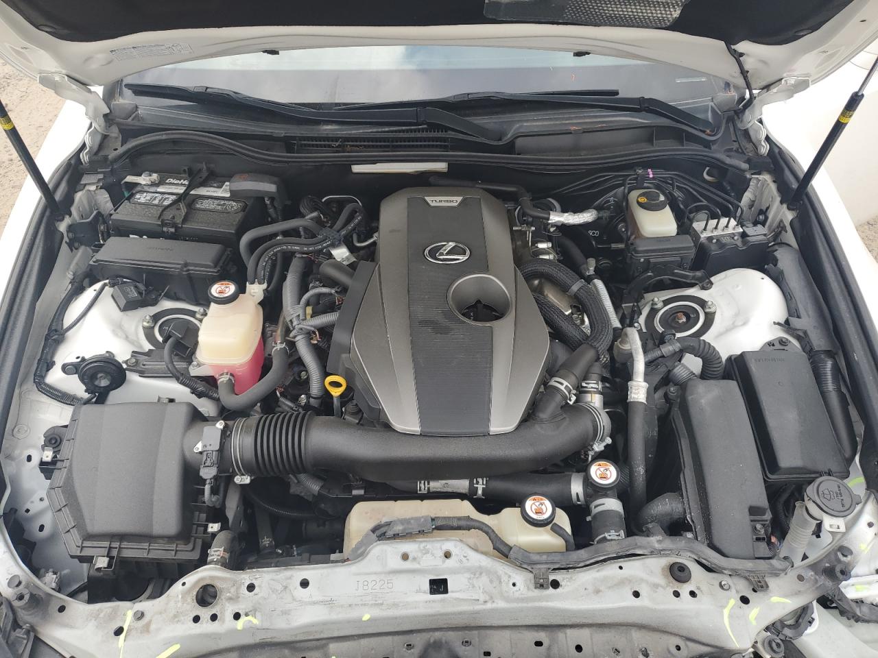 2018 Lexus IS - Image 11