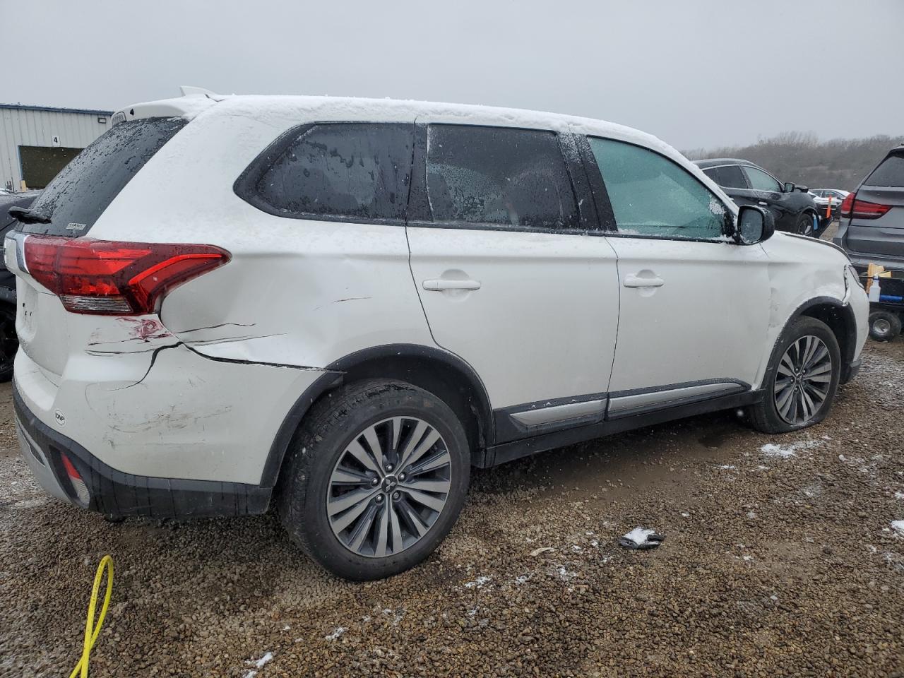 VIN JA4AZ3A30LZ048452 2020 MITSUBISHI OUTLANDER no.3