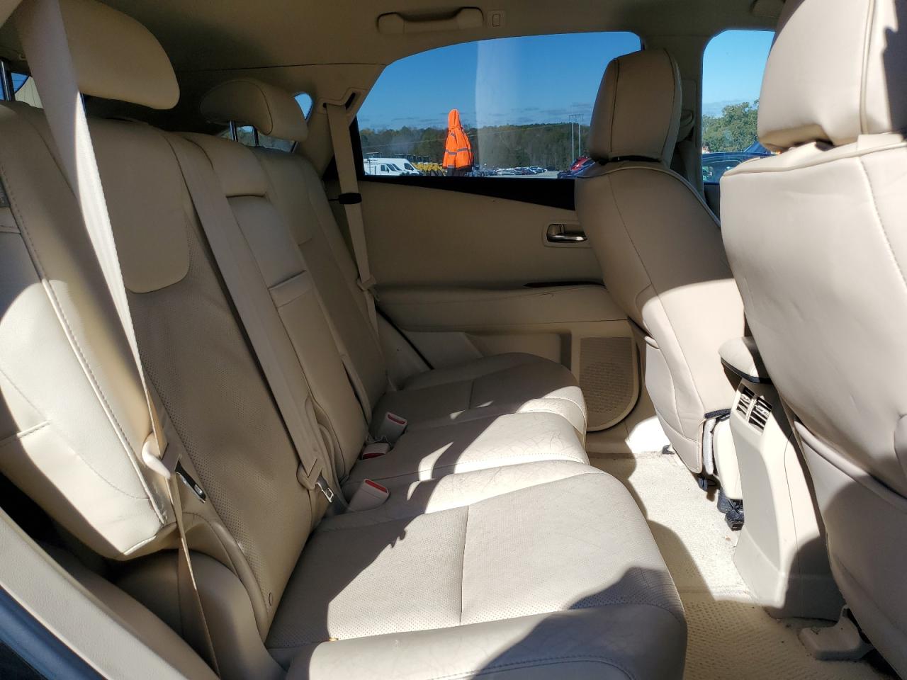 2010 Lexus RX - Image 11