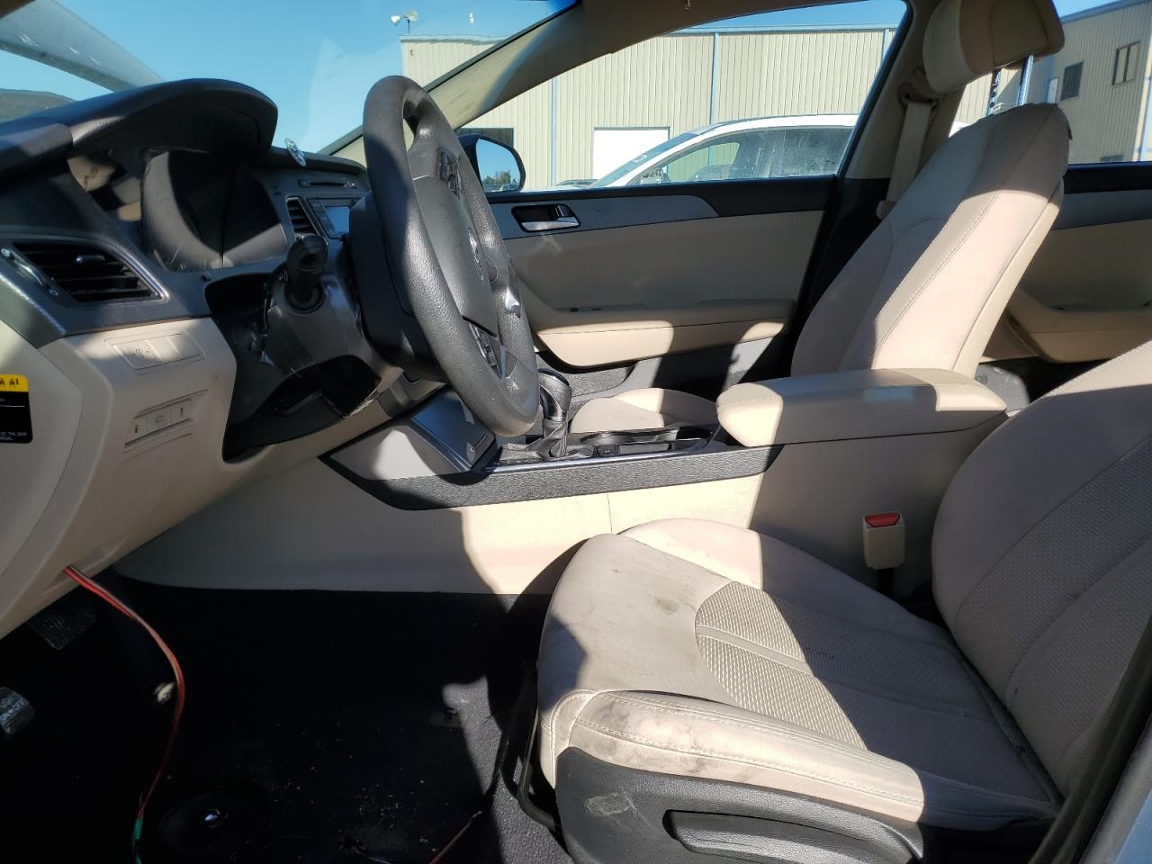 2017 Hyundai Sonata - Image 7