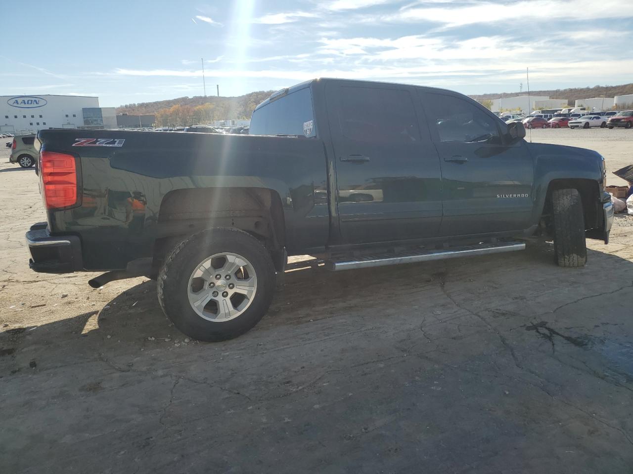 2015 Chevrolet Silverado - Image 3