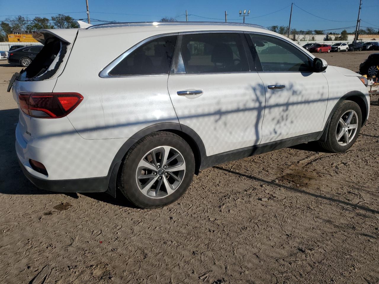 2019 Kia Sorento - Image 3