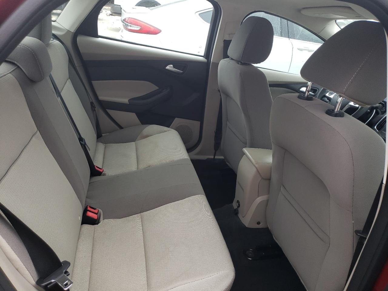 2014 Ford Focus - Image 10
