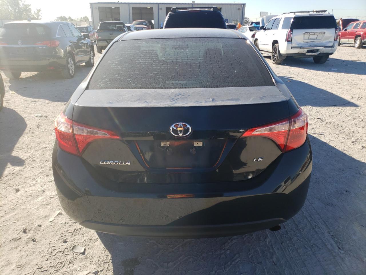 2018 Toyota Corolla L VIN: 5YFBURHE7JP798523 Lot: 79890734