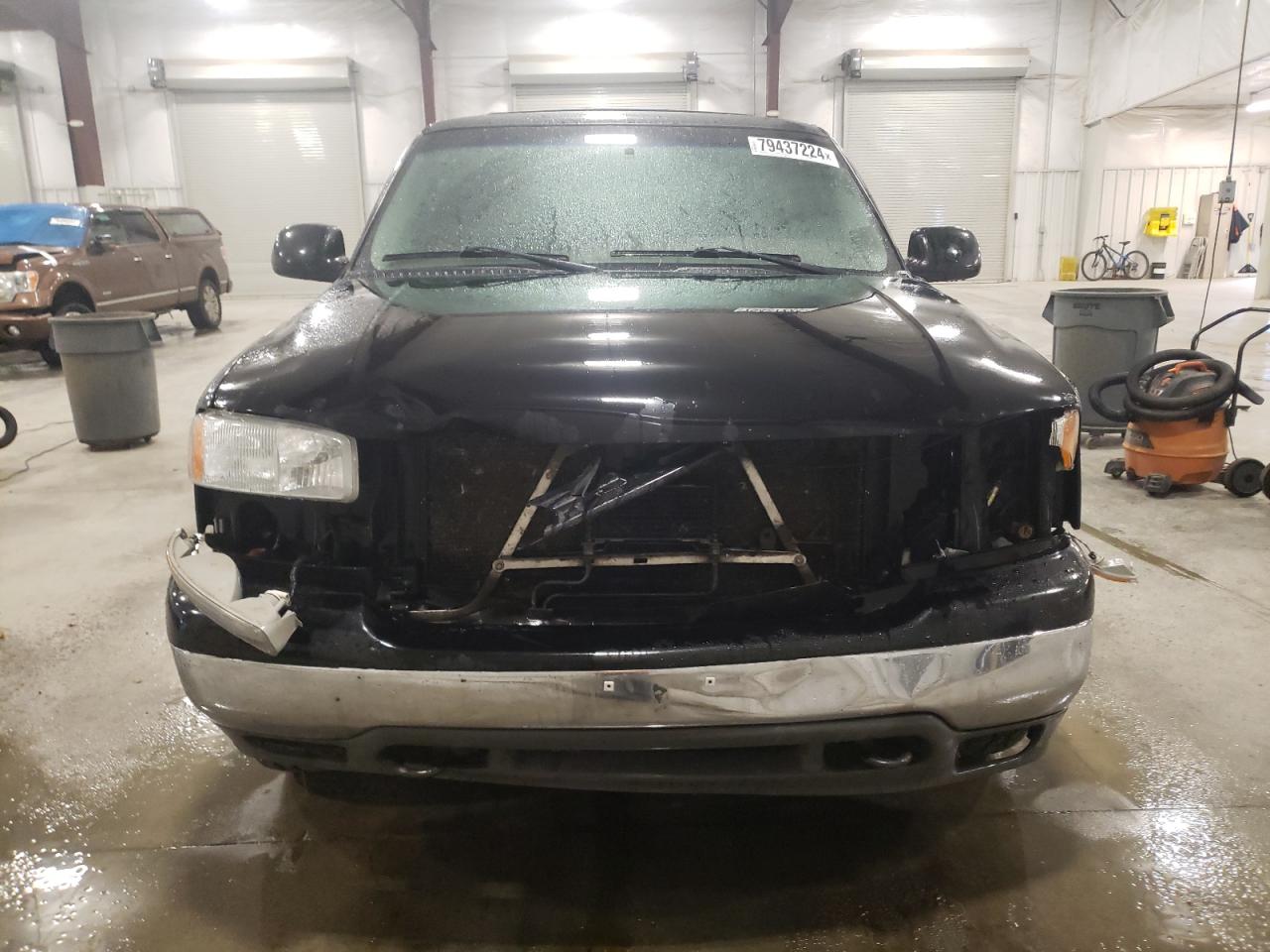 2002 GMC Yukon - Image 5