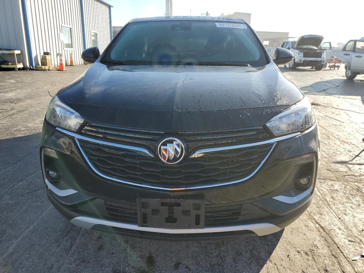 VIN KL4MMBS2XNB129403 2022 BUICK ENCORE no.5