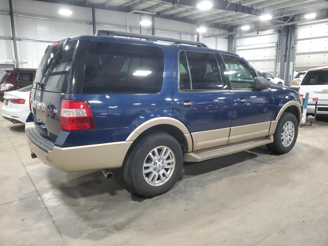 2012 Ford Expedition - Image 3