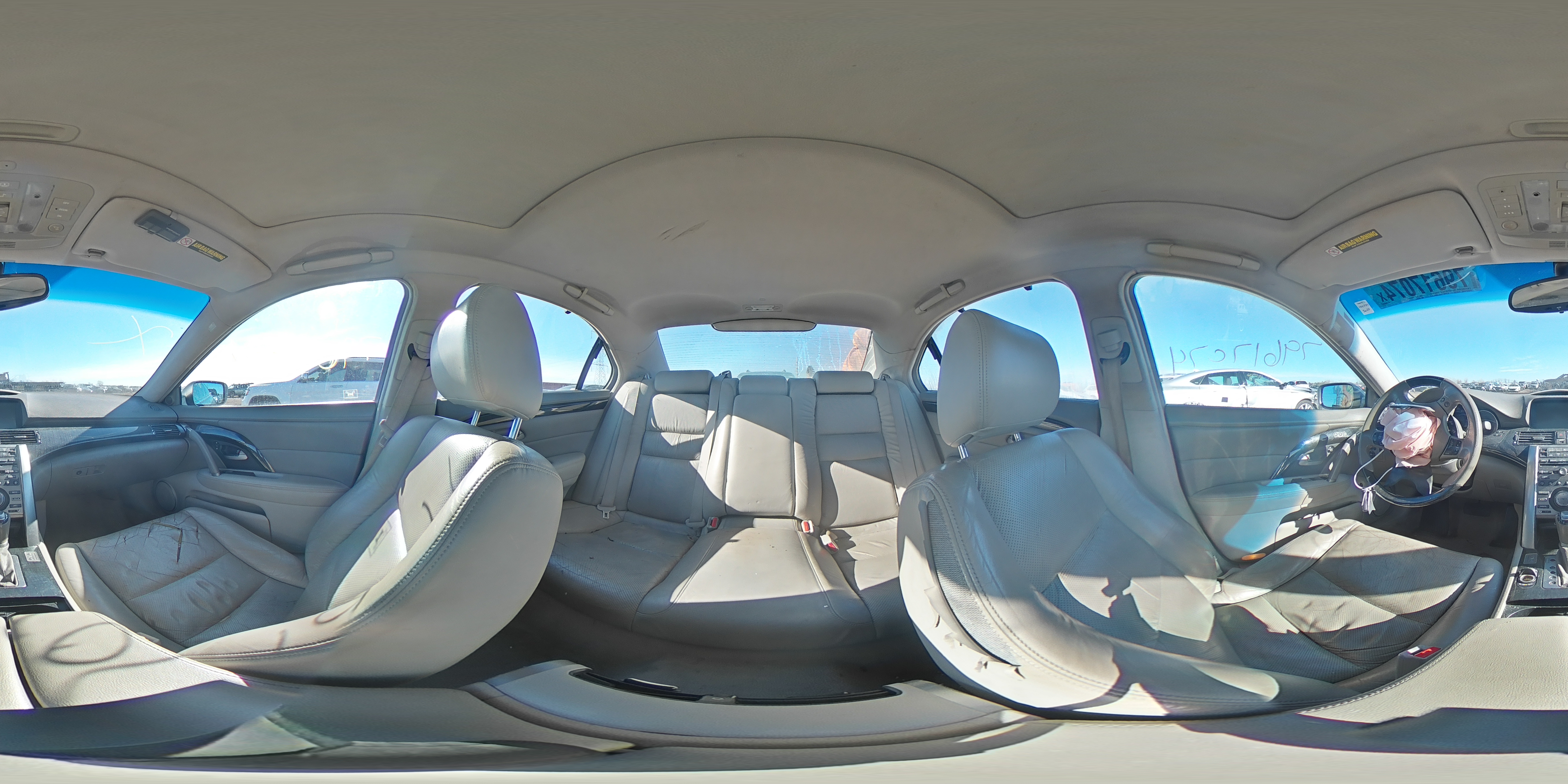 2010 Acura RL - Image 13