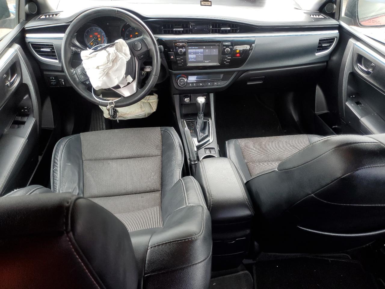 2015 Toyota Corolla - Image 8