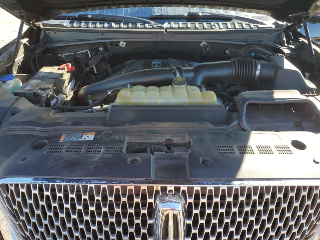 VIN 5LMJJ2LT8KEL09653 2019 LINCOLN NAVIGATOR no.12