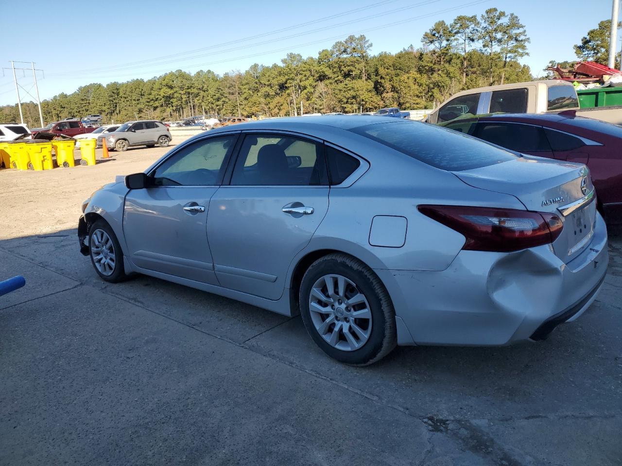 2018 Nissan Altima - Image 2