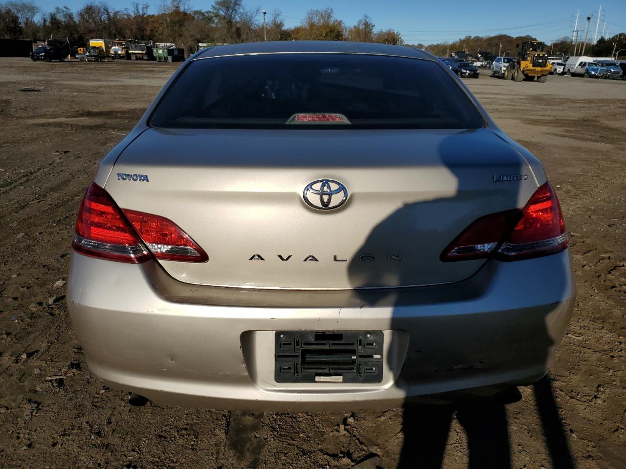 2005 Toyota Avalon Xl VIN: 4T1BK36B55U052409 Lot: 80282584