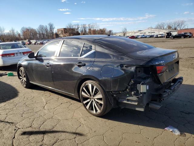  NISSAN ALTIMA 2019 Czarny