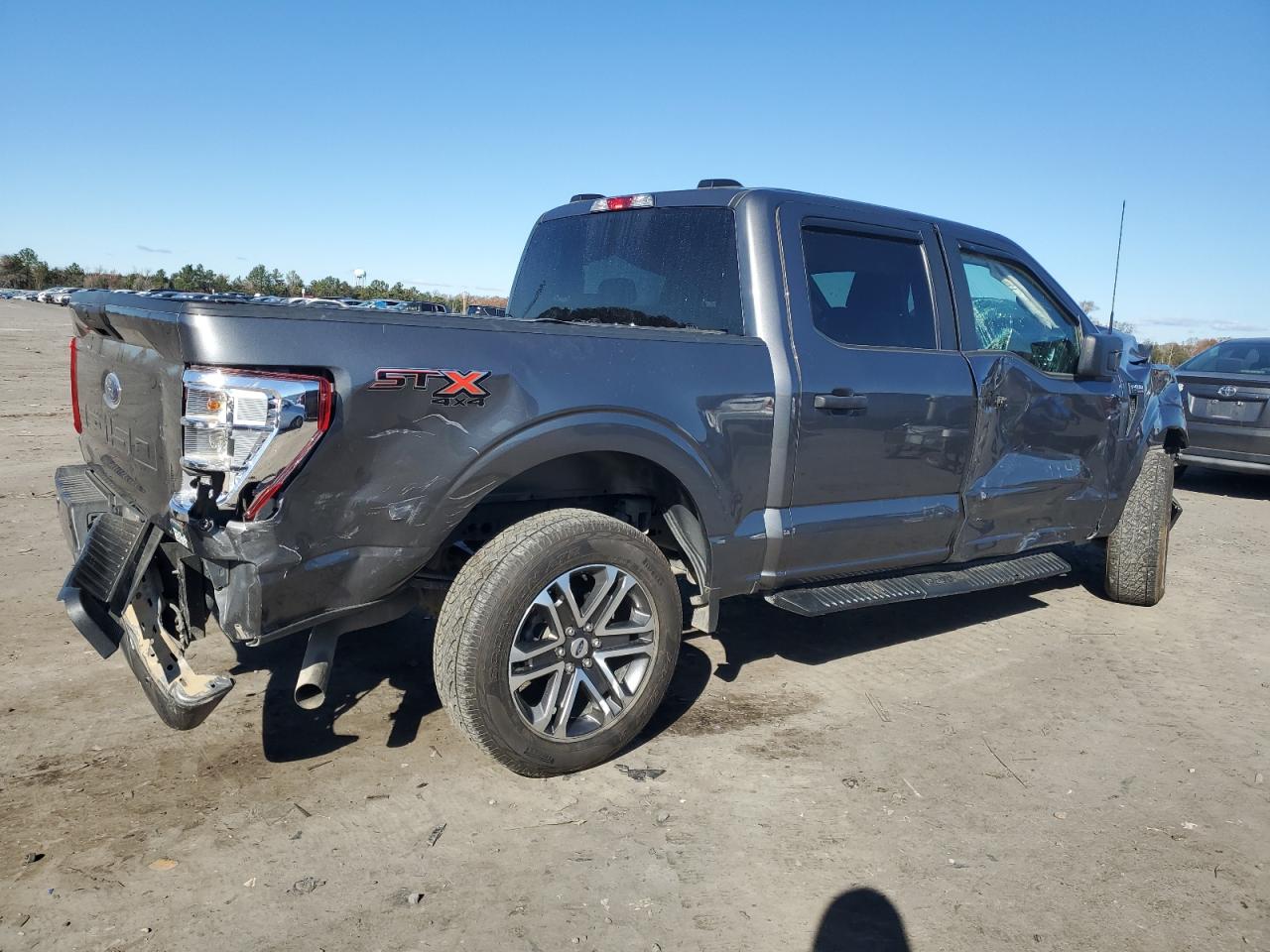 2022 Ford F-150 - Image 3