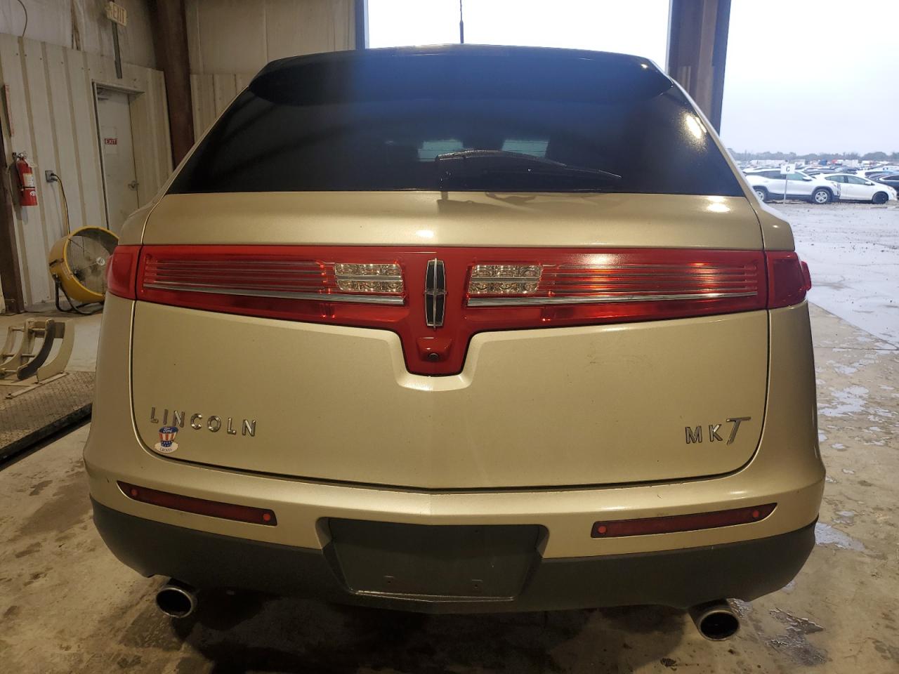 2011 Lincoln Mkt VIN: 2LMHJ5FR3BBJ51421 Lot: 80475544