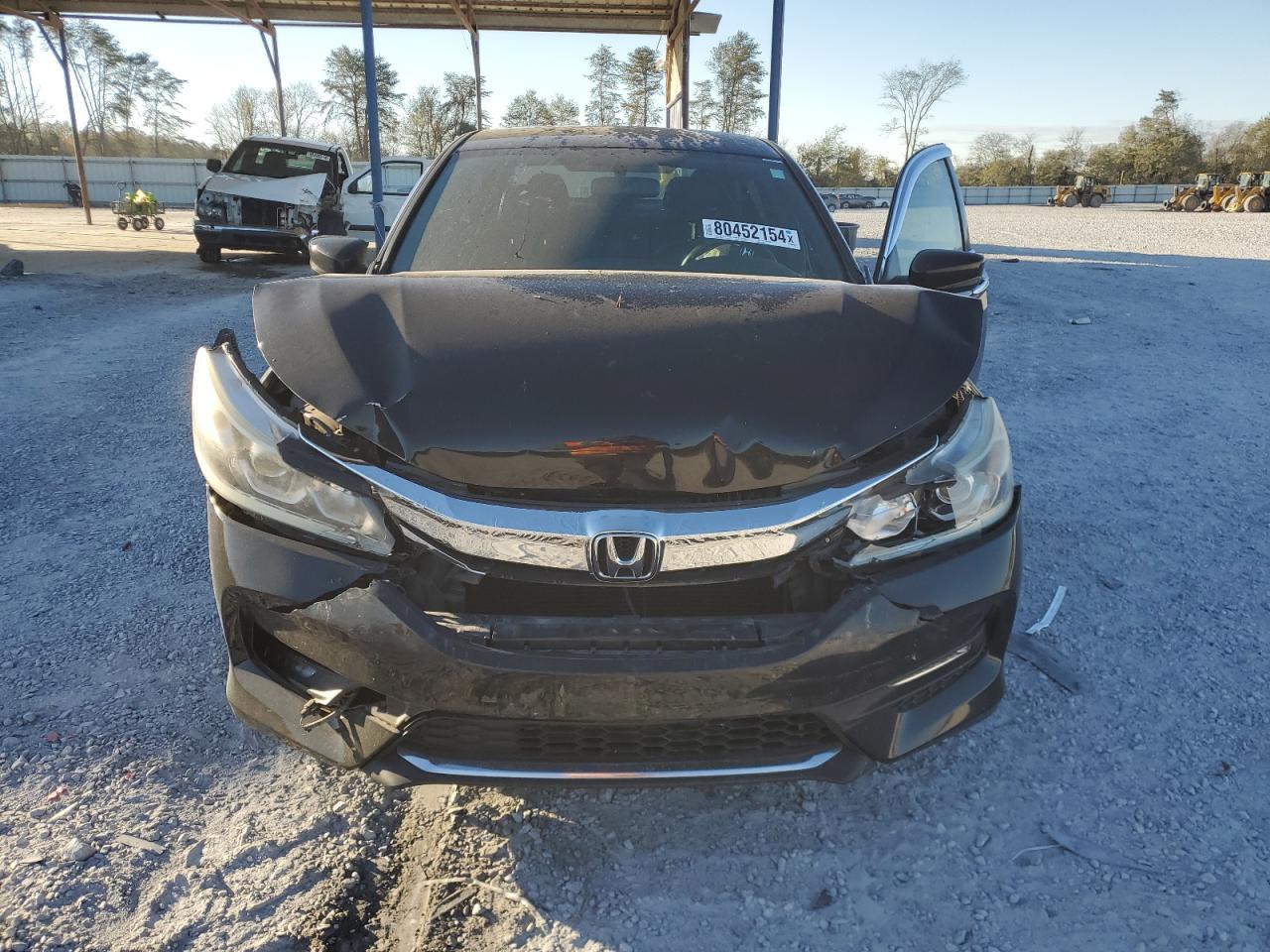 VIN 1HGCR2F15HA090588 2017 HONDA ACCORD no.5