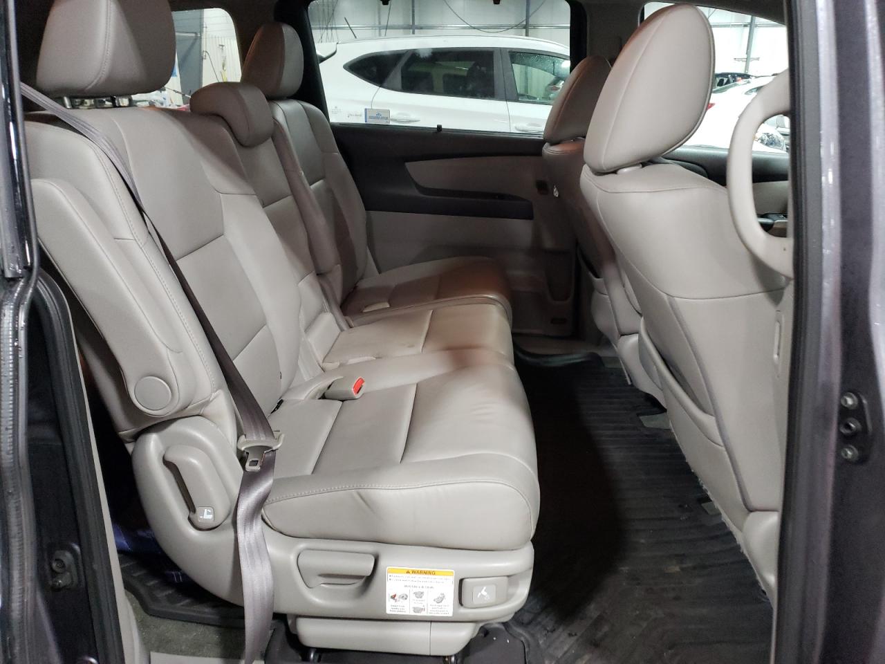 2016 Honda Odyssey - Image 11